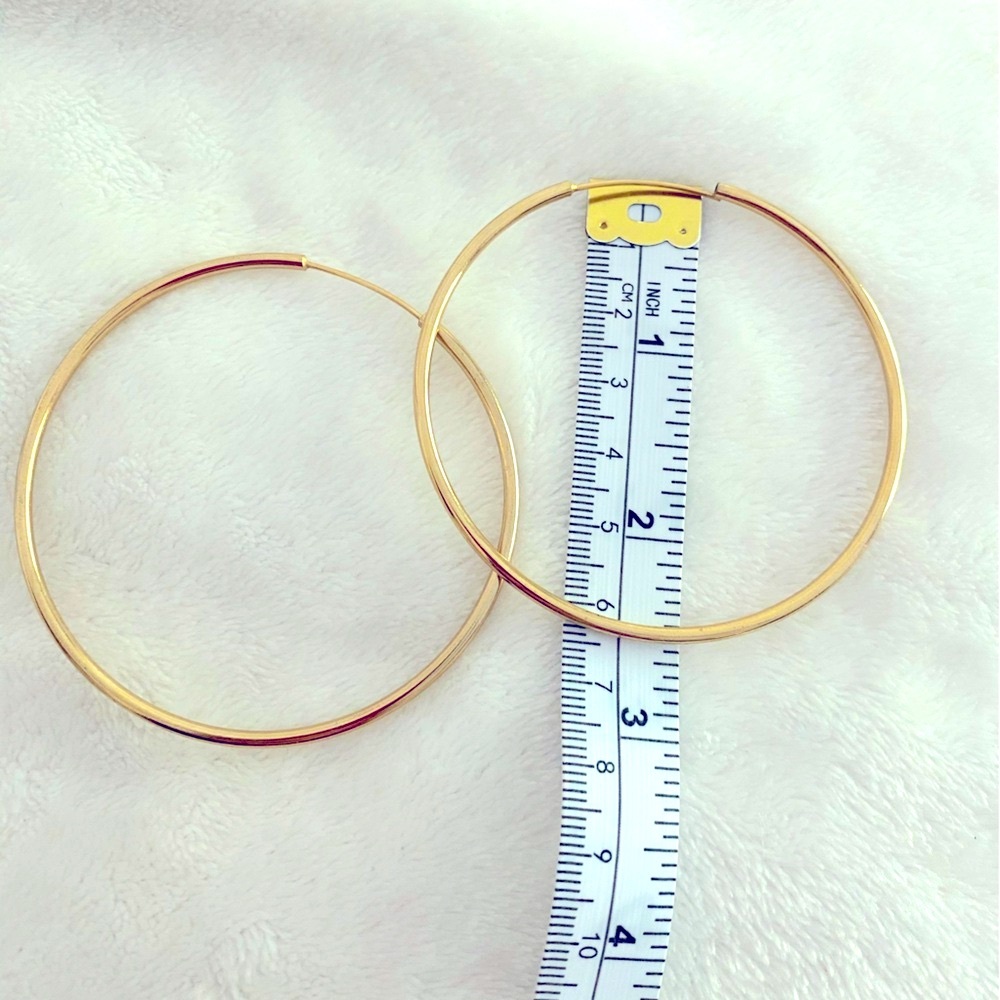 Big Sleek Gold Lightweight Hoop Earrings